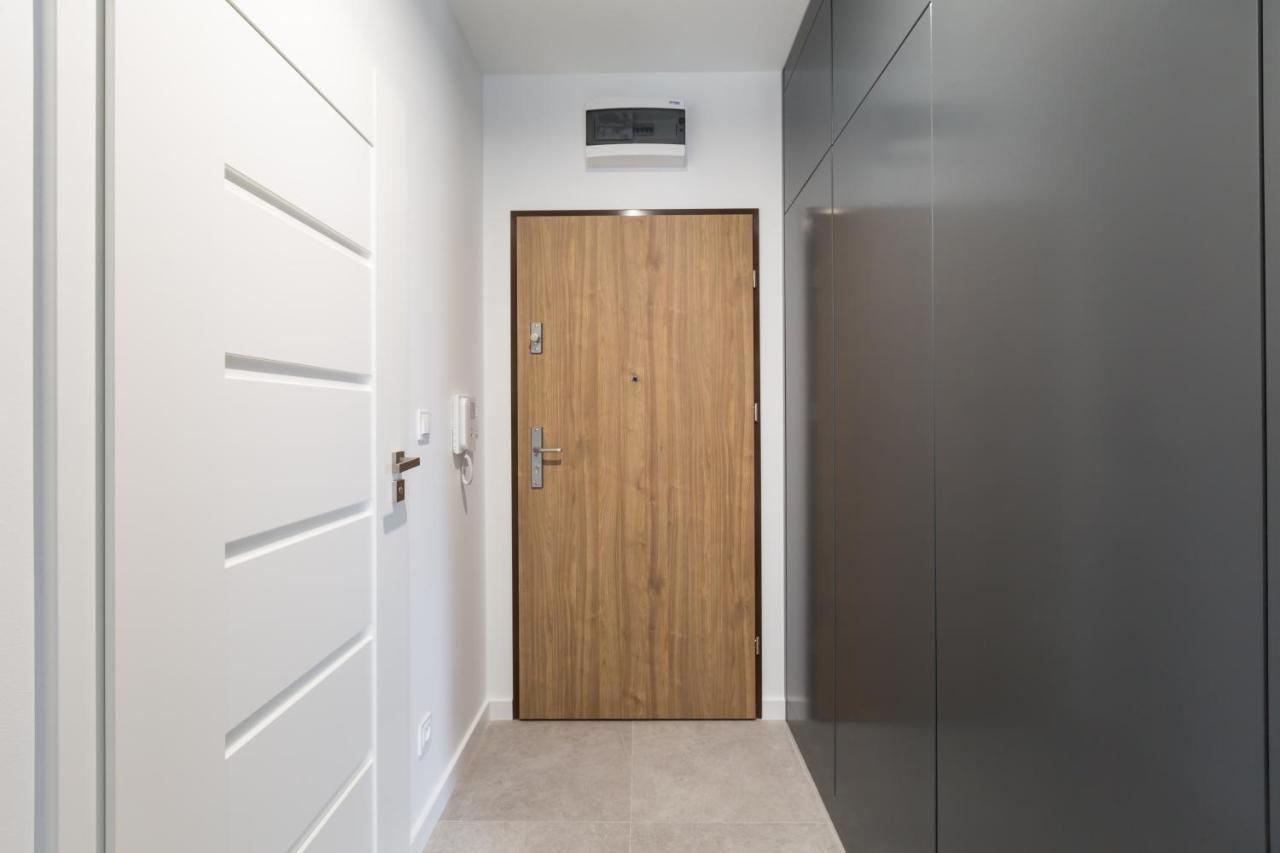 Luksusowy Apartament Przy Targach Poznan Exterior foto